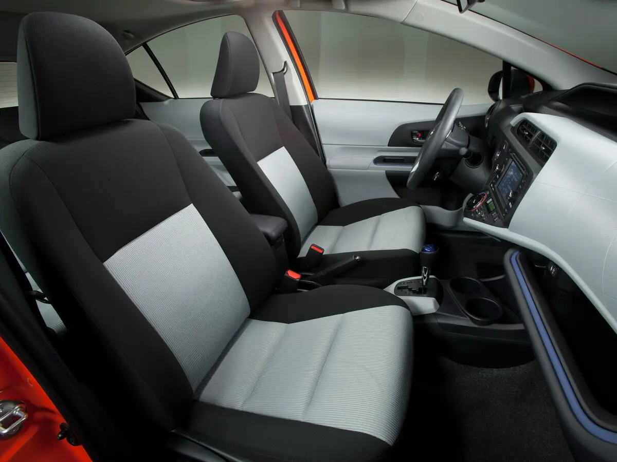 Toyota Prius c I Хэтчбек 5 дв. — сүрөт 7