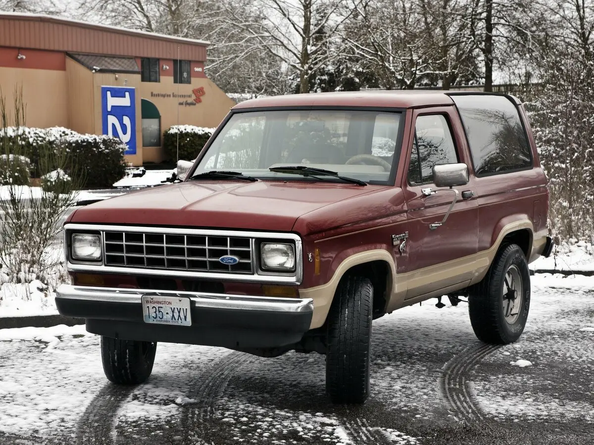 Ford Bronco-II 1984 – 1990 Внедорожник 3 дв. — сүрөт 3