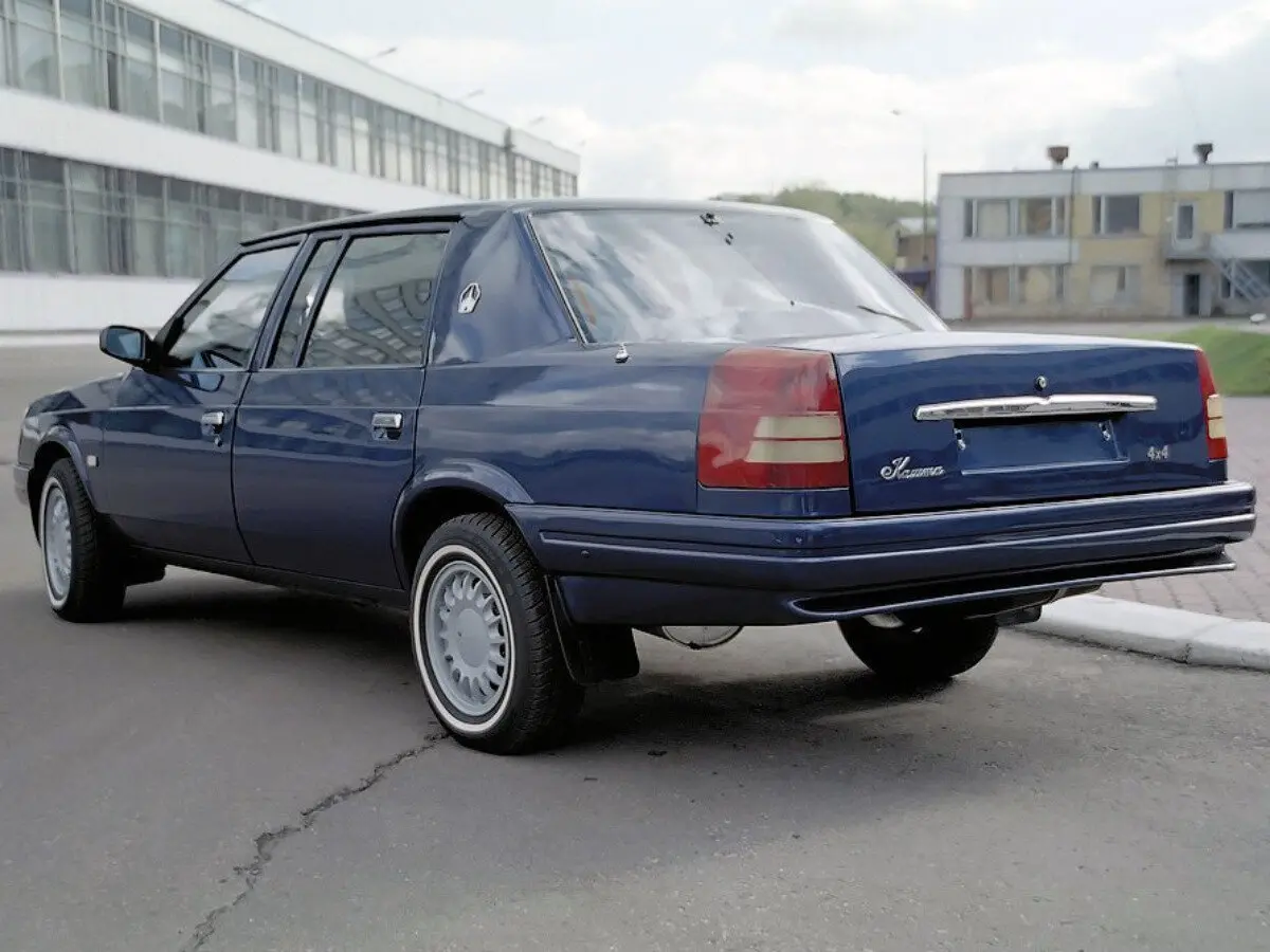Москвич Иван Калита 1998 – 2001 Седан — 照片 4