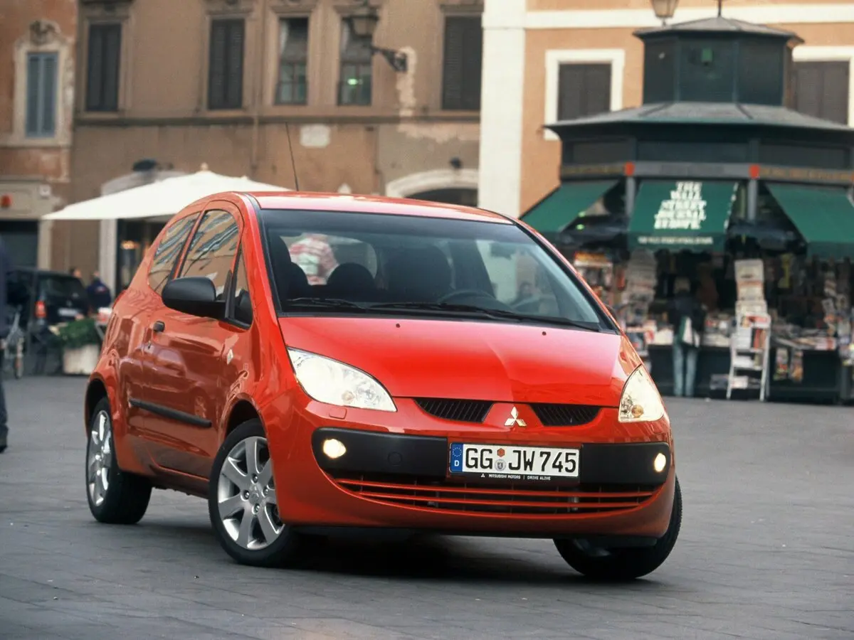 Mitsubishi Colt VI (Z20/Z30) Хэтчбек 3 дв. — photo 3
