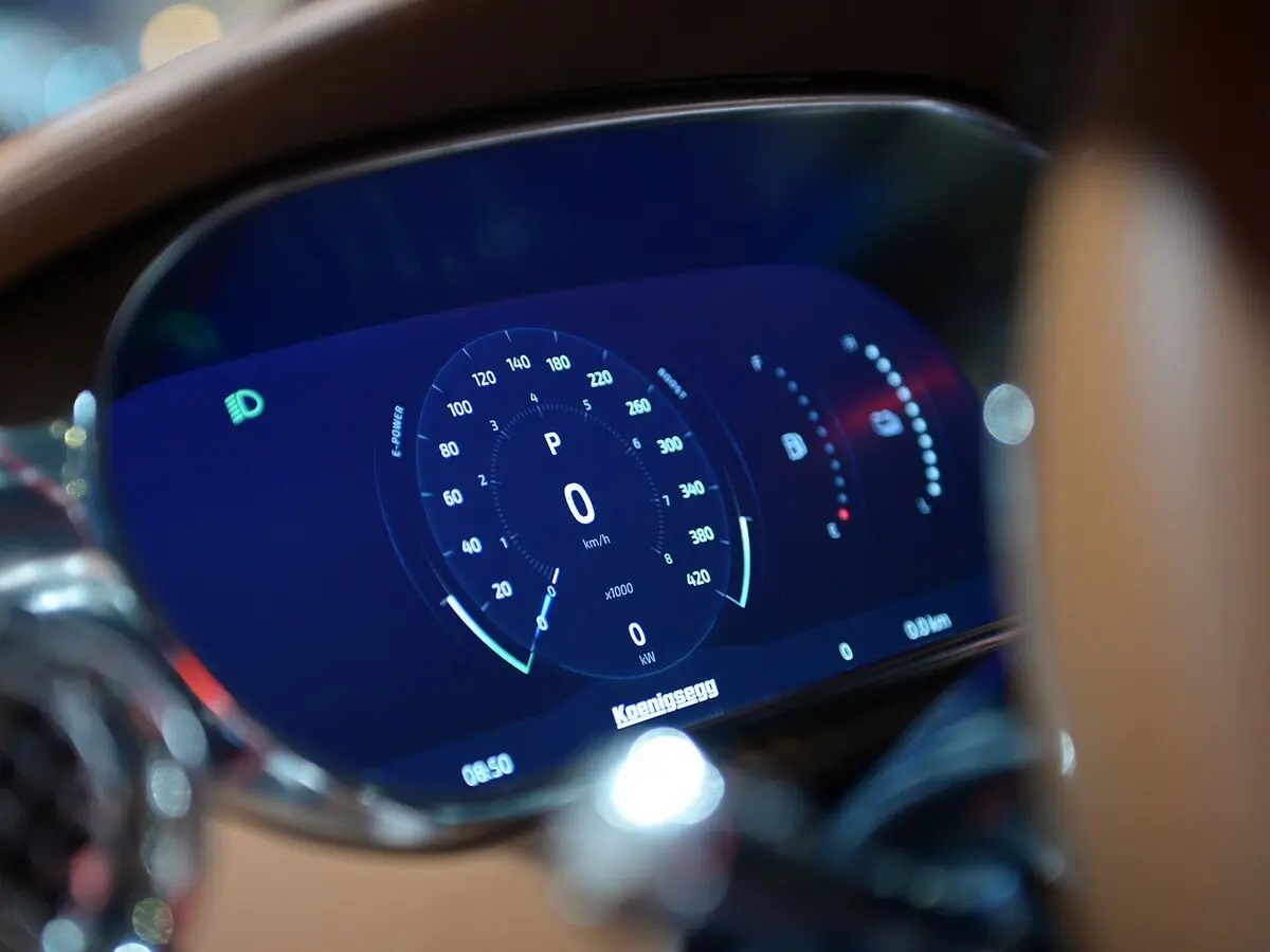 Koenigsegg Regera I Тарга — 照片 8