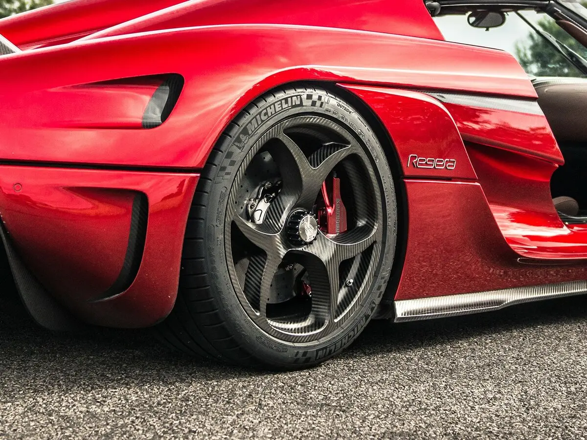 Koenigsegg Regera I Тарга — 照片 14