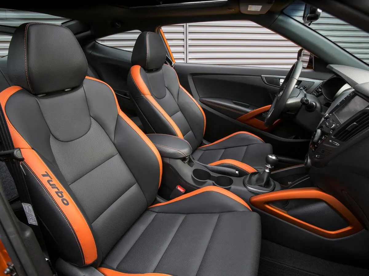 Hyundai Veloster I Рестайлинг Хэтчбек 4 дв. — сүрөт 7