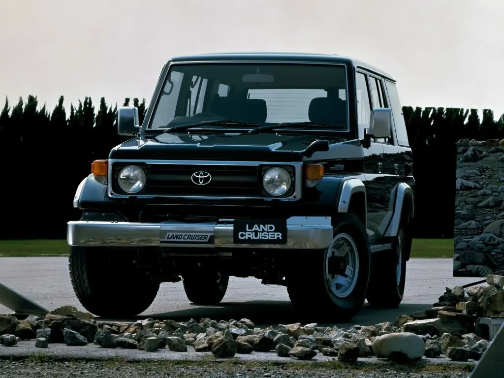 Toyota Land Cruiser 70 Series Внедорожник 5 дв.