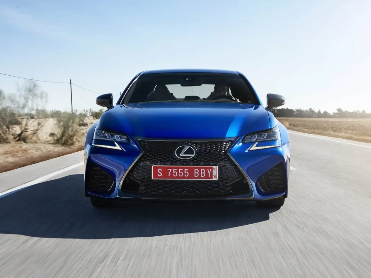 Lexus GS F 2015 – 2020 Седан — сүрөт 3