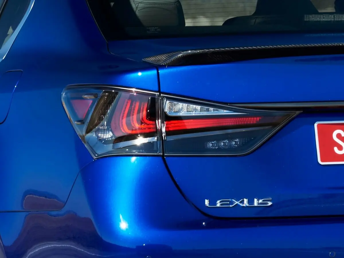 Lexus GS F 2015 – 2020 Седан — сүрөт 16
