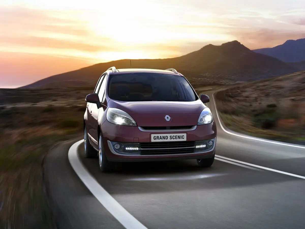 Renault Scenic III Рестайлинг Компактвэн Grand — сүрөт 3