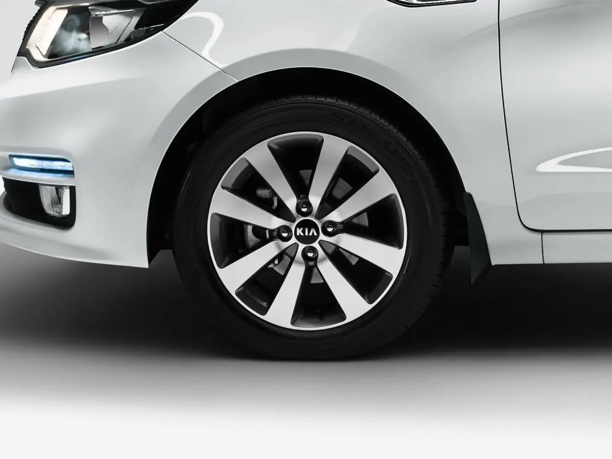 Kia Rio III Рестайлинг Седан — фото 13