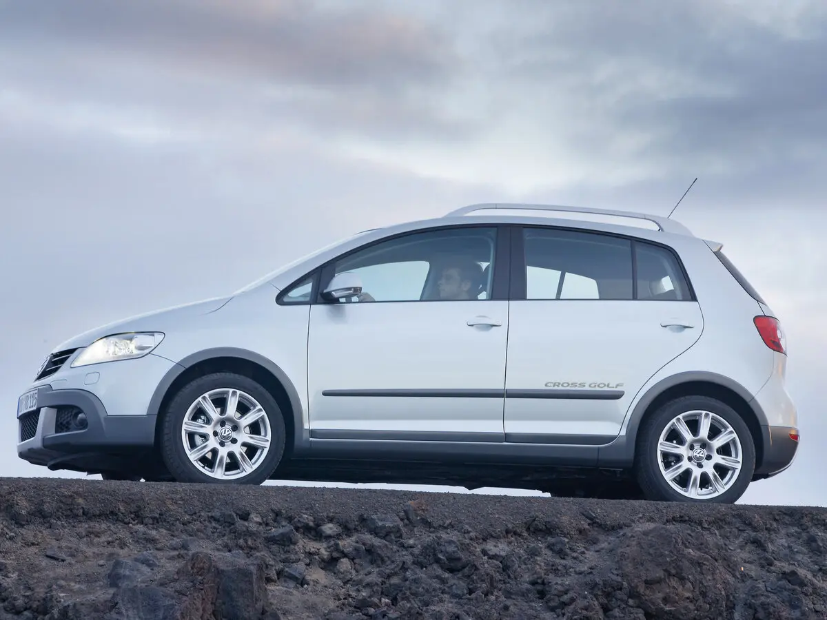 Volkswagen Golf Plus I Хэтчбек 5 дв. Cross — photo 2