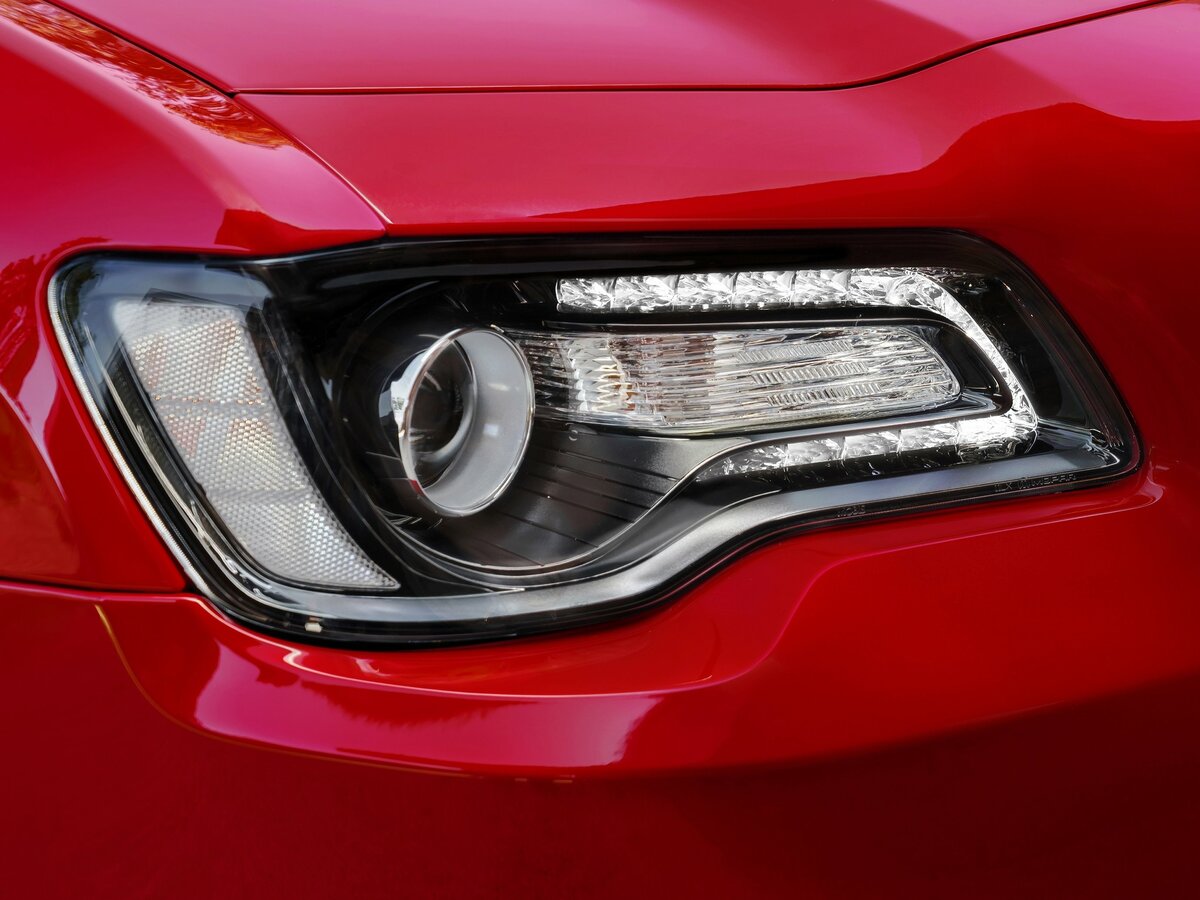 Chrysler 300C II Рестайлинг Седан — фото 9