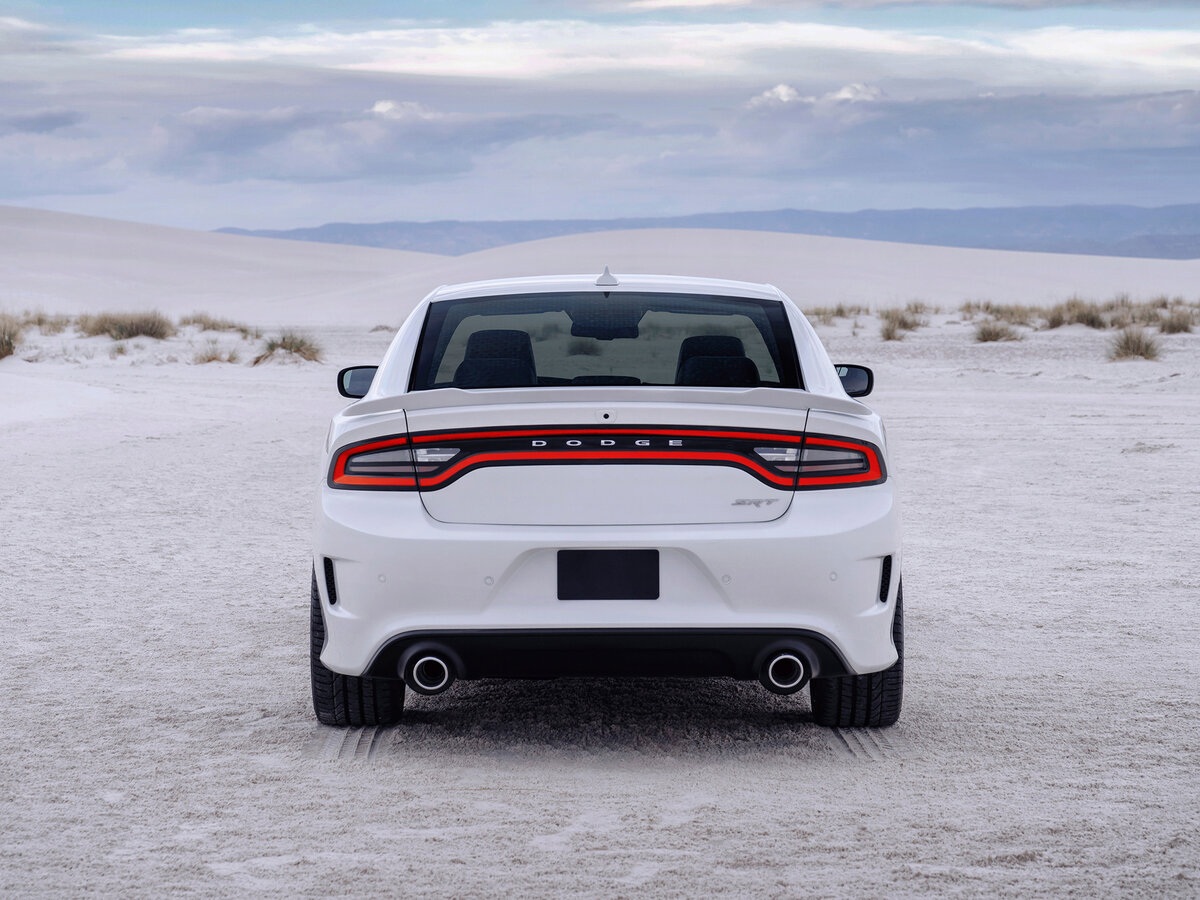 Dodge Charger VII (LD) Рестайлинг Седан SRT — фото 4