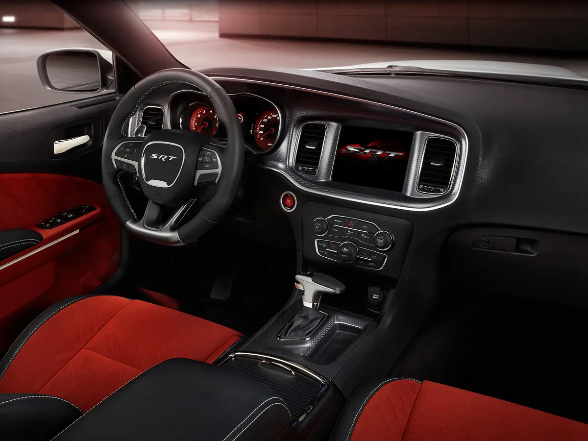Dodge Charger VII (LD) Рестайлинг Седан SRT — сүрөт 7