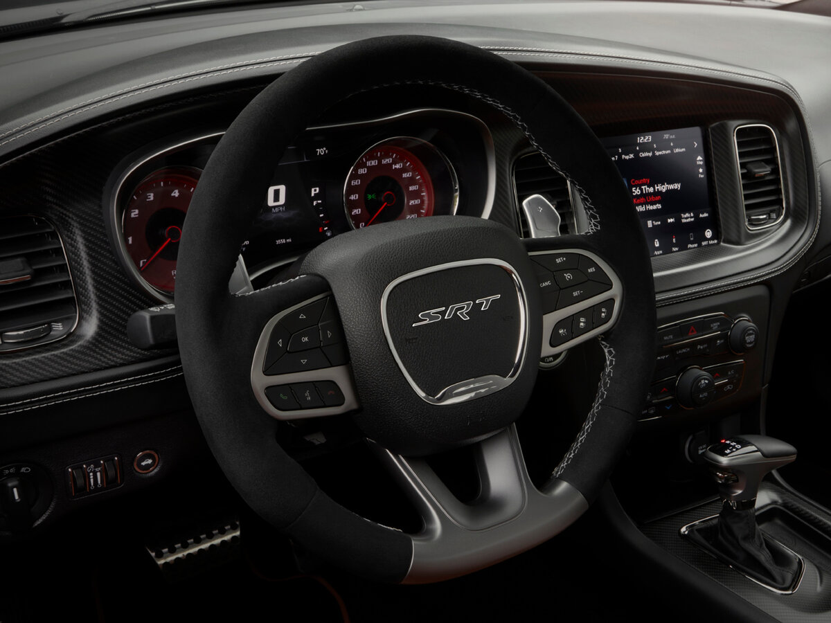 Dodge Charger VII (LD) Рестайлинг Седан SRT
