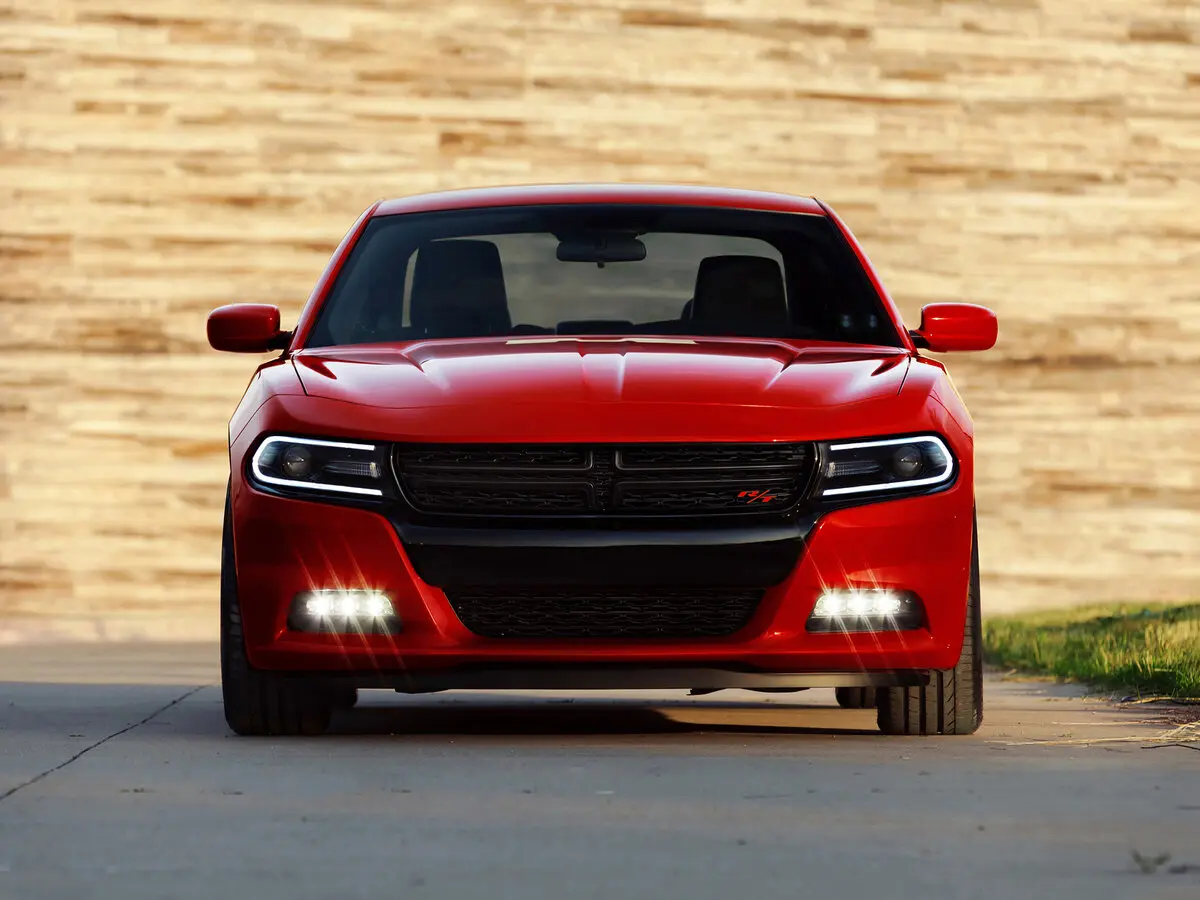 Dodge Charger VII (LD) Рестайлинг Седан — photo 3