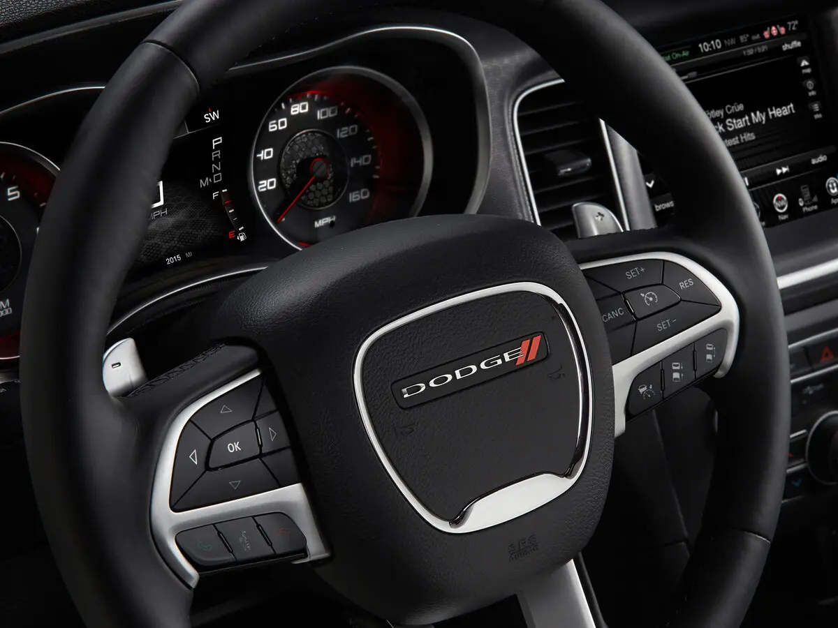 Dodge Charger VII (LD) Рестайлинг Седан — photo 9