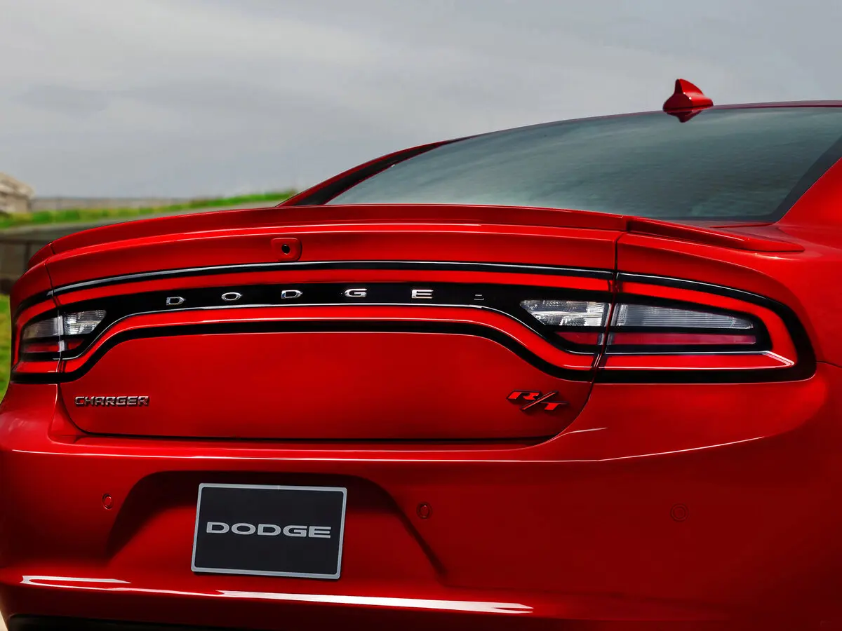 Dodge Charger VII (LD) Рестайлинг Седан — photo 13