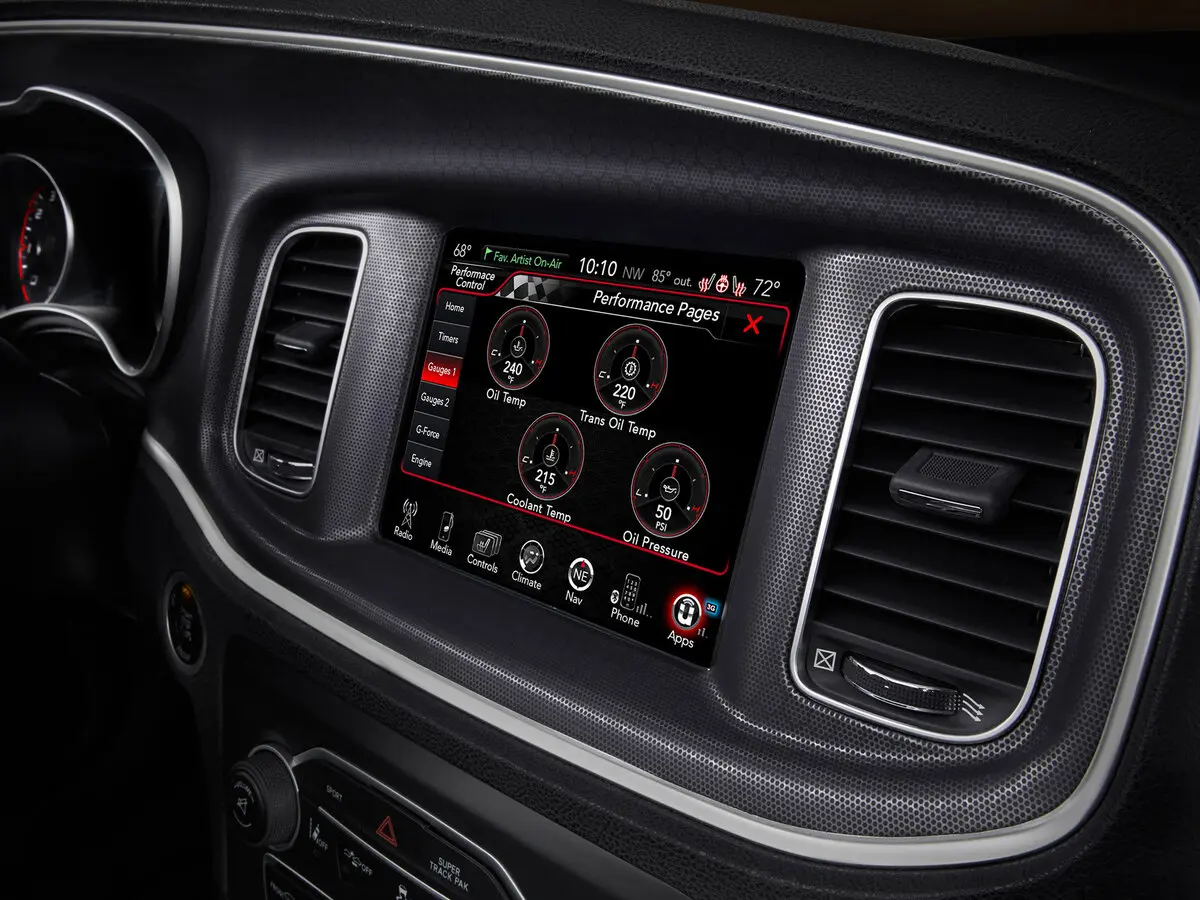 Dodge Charger VII (LD) Рестайлинг Седан — photo 15