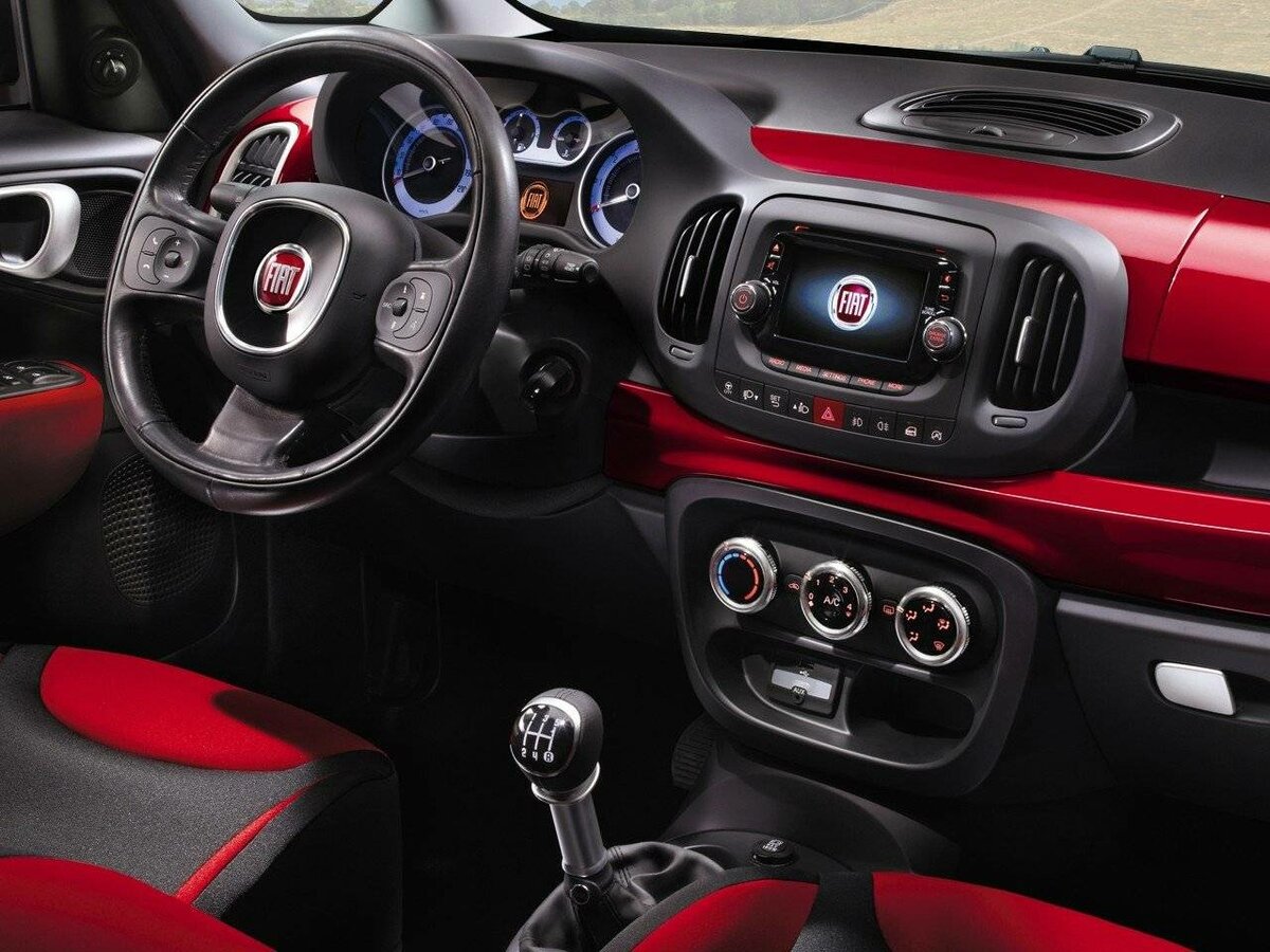 Fiat 500L I Компактвэн — фото 6