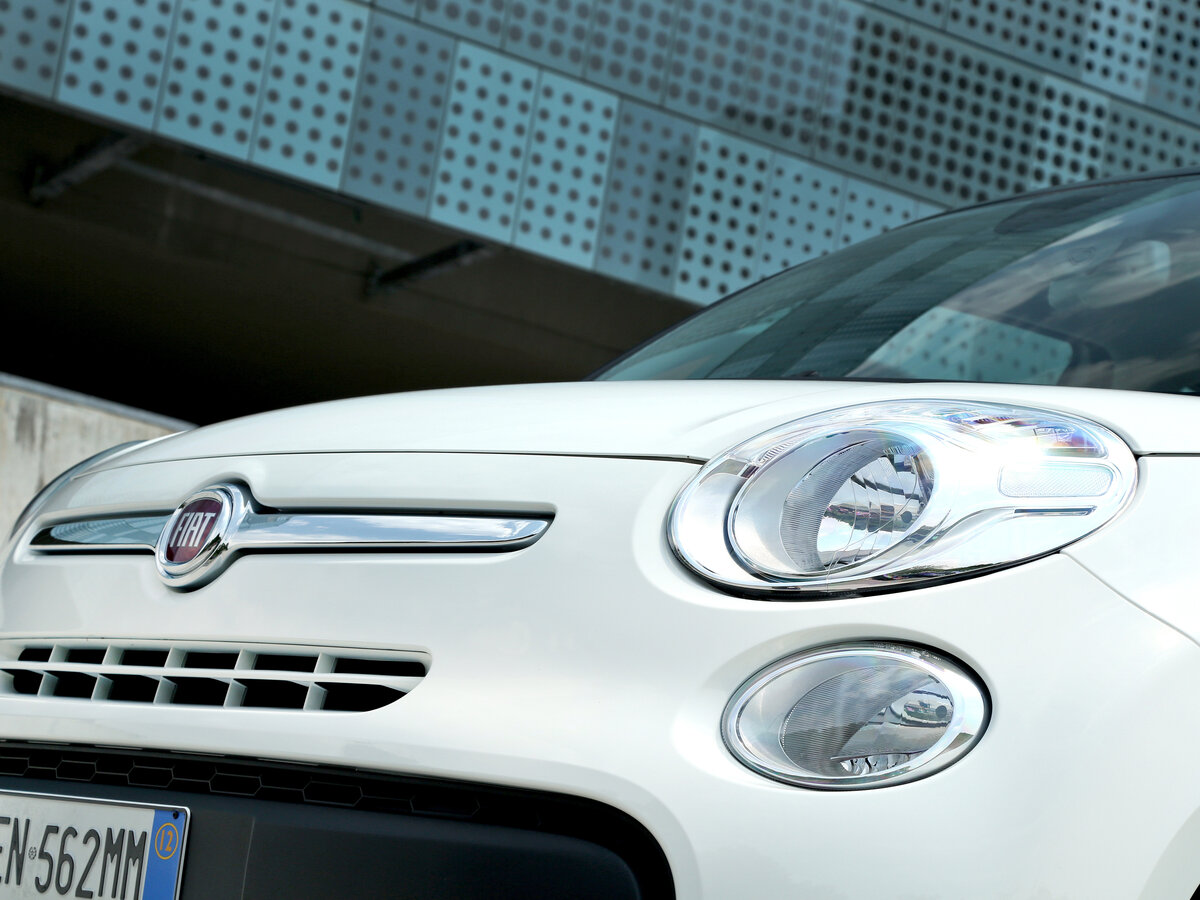 Fiat 500L I Компактвэн — фото 14