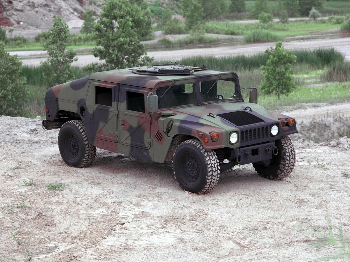 AM General HMMWV (Humvee) 1984 – 2006