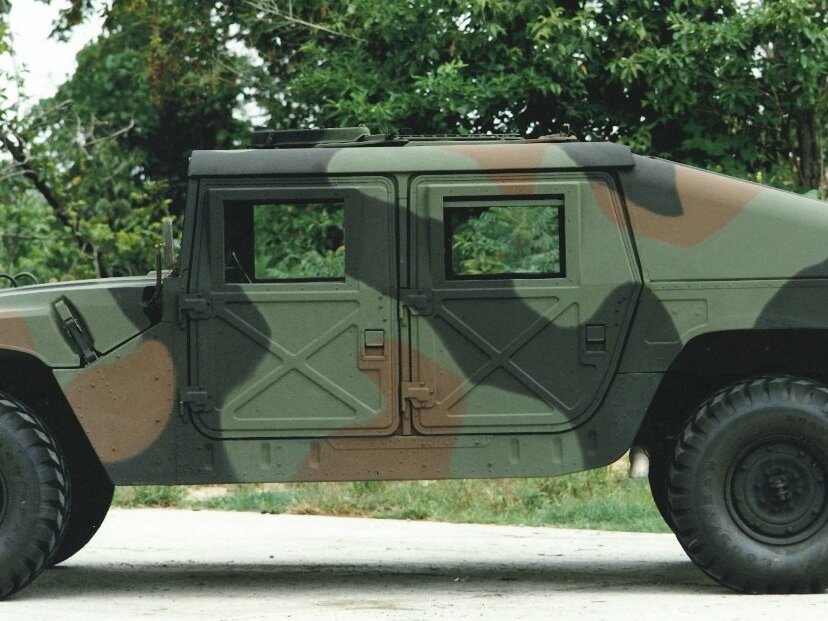 AM General HMMWV (Humvee) 1984 – 2006 Внедорожник 5 дв. — фото 2