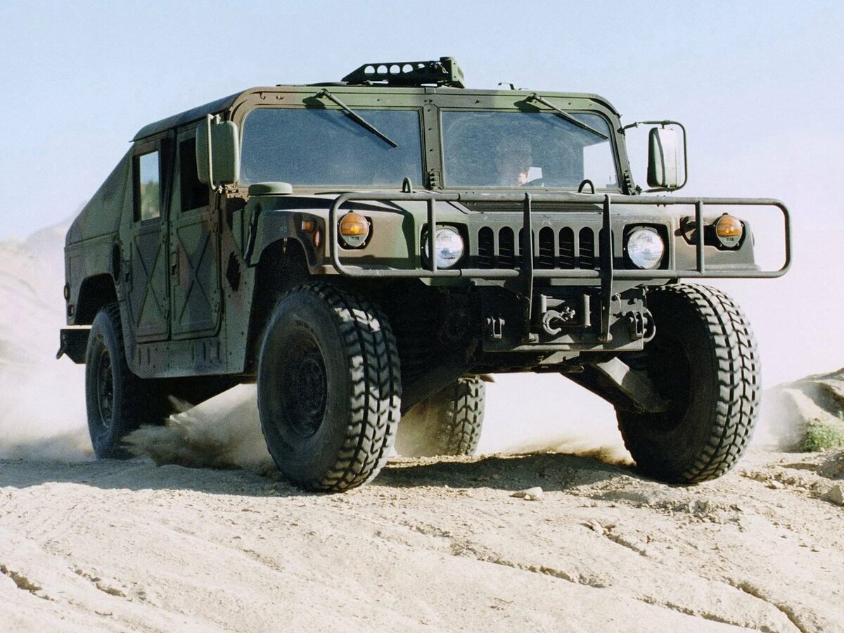 AM General HMMWV (Humvee) 1984 – 2006 Внедорожник 5 дв. — фото 3