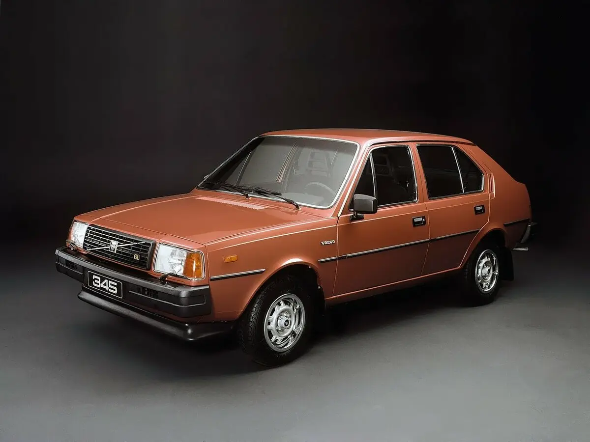 Volvo 300 Series 1975 – 1991 Хэтчбек 5 дв.