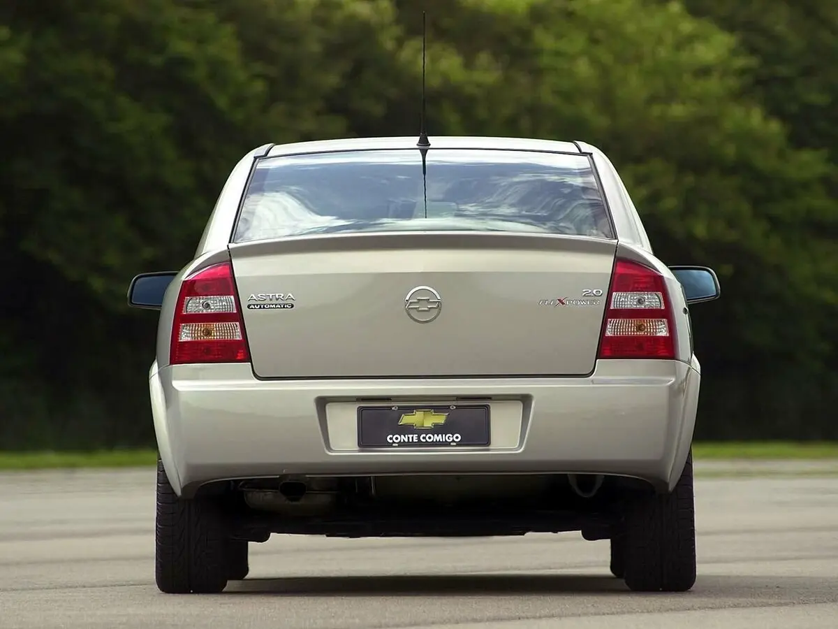 Chevrolet Astra 1998 – 2011 Седан — сүрөт 4