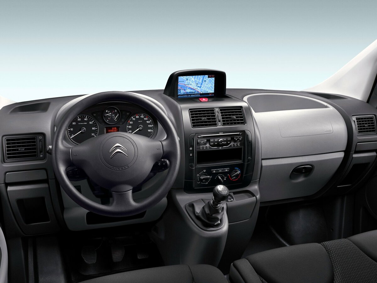 Citroen Jumpy II Рестайлинг Минивэн — фото 4