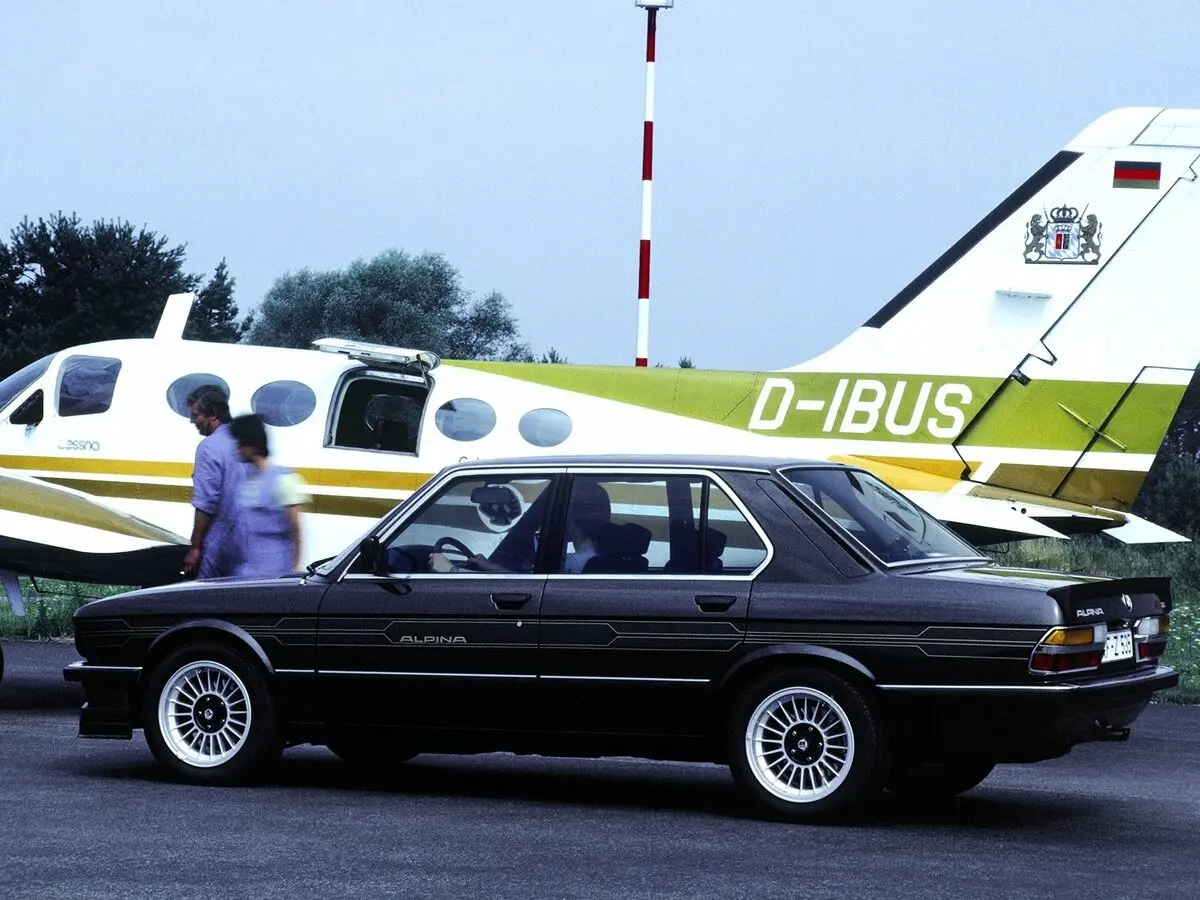 Alpina B9 1981 – 1985 Седан — photo 2