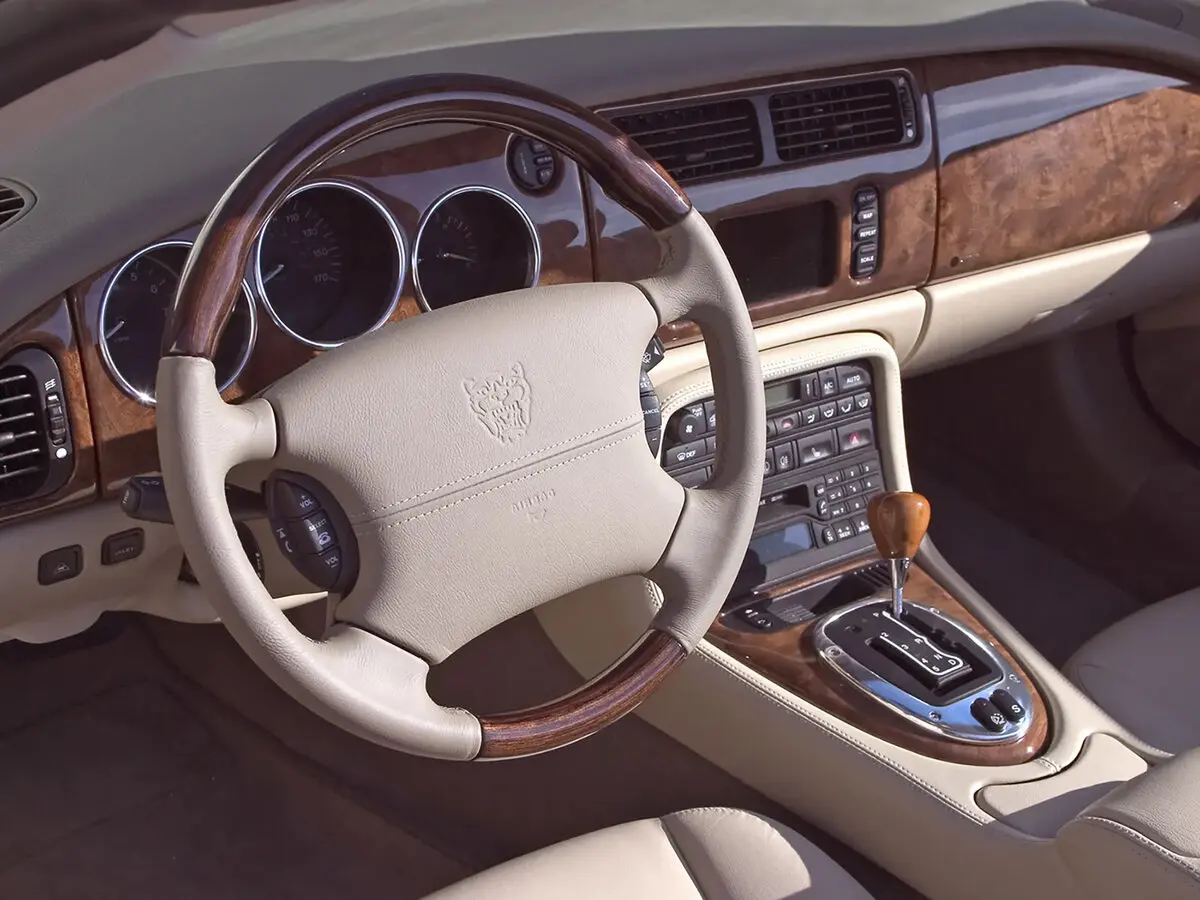 Jaguar XK I Рестайлинг Кабриолет — сүрөт 5