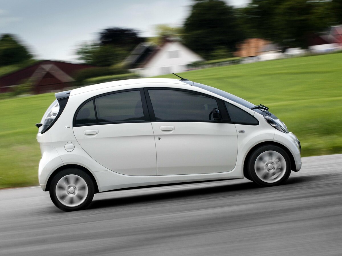 Citroen C-ZERO 2010 – 2012 Хэтчбек 5 дв. — фото 2