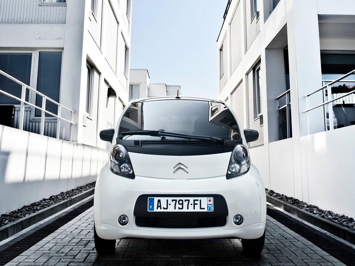 Citroen C-ZERO 2010 – 2012 Хэтчбек 5 дв. — фото 3