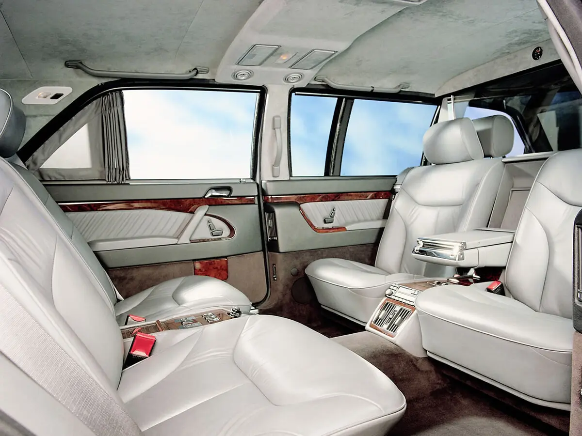 Mercedes-Benz S-Класс III (W140) Рестайлинг Лимузин Pullman — фото 4