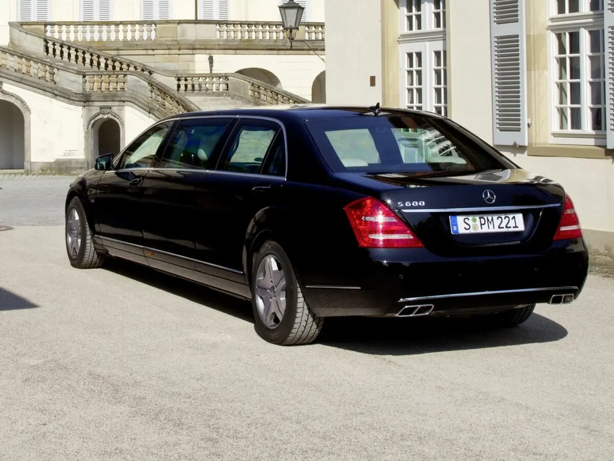 Mercedes-Benz S-Класс V (W221) Рестайлинг Лимузин Pullman — фото 3