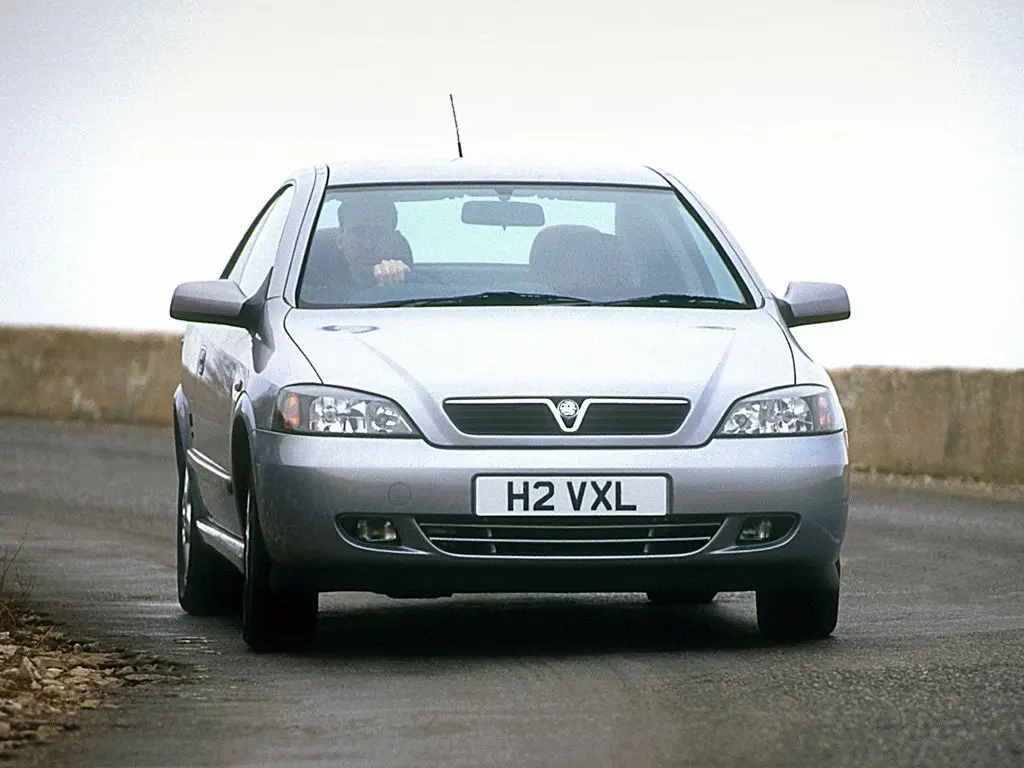 Vauxhall Astra G Купе — 照片 3