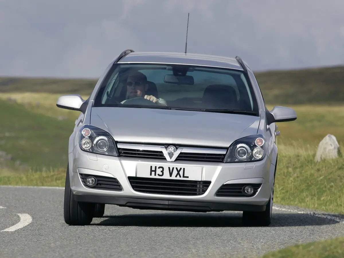Vauxhall Astra H Универсал 5 дв. — 照片 3