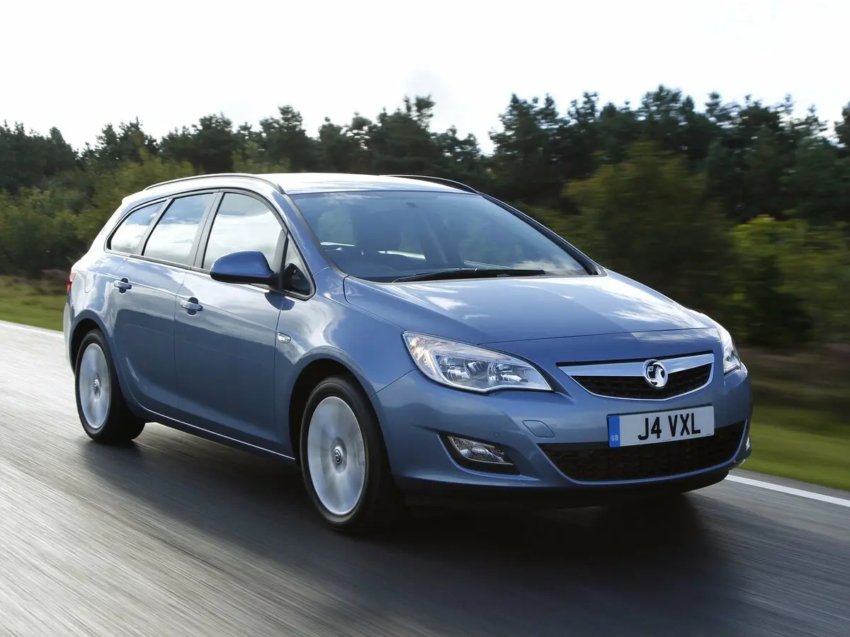 Vauxhall Astra J Универсал 5 дв.