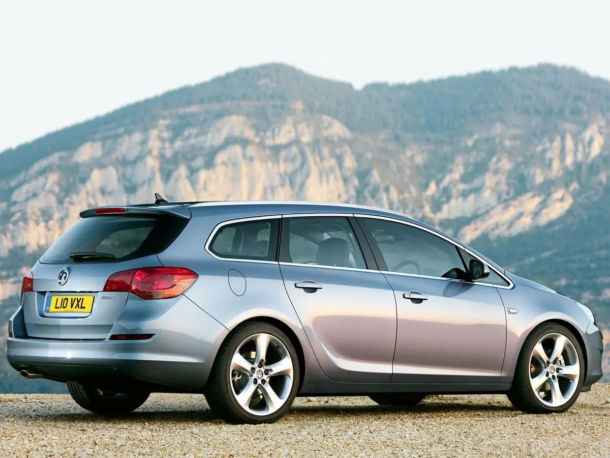 Vauxhall Astra J Универсал 5 дв. — 照片 5