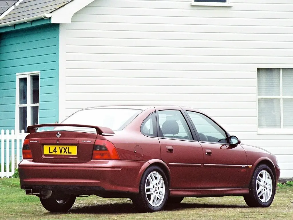 Vauxhall Vectra B Седан — 照片 3