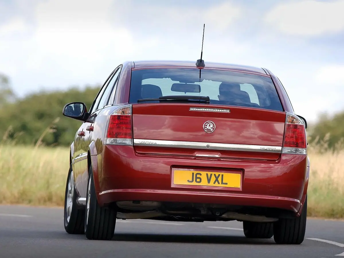 Vauxhall Vectra C Хэтчбек 5 дв. — 照片 4