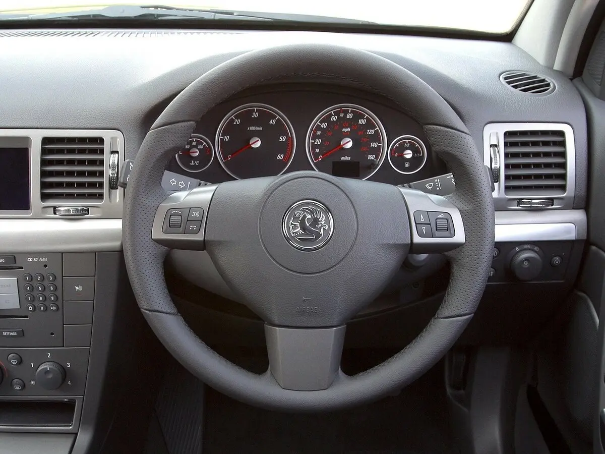 Vauxhall Vectra C Хэтчбек 5 дв. — 照片 7