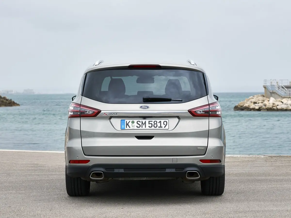 Ford S-MAX II Минивэн — photo 4