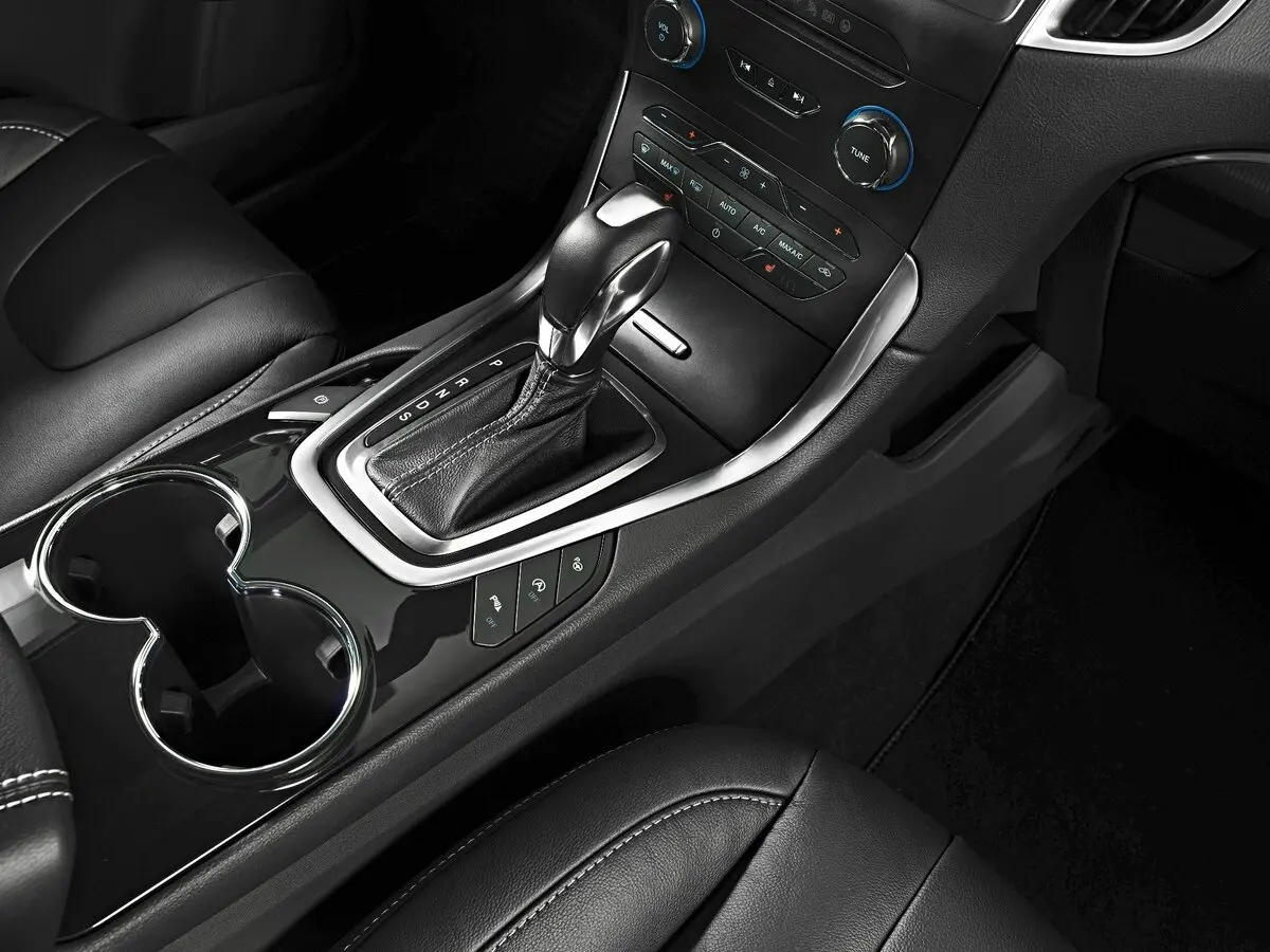 Ford S-MAX II Минивэн — photo 9