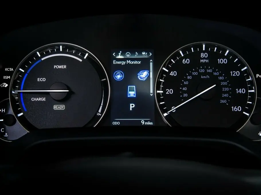 Lexus RX IV Внедорожник 5 дв. — фото 9