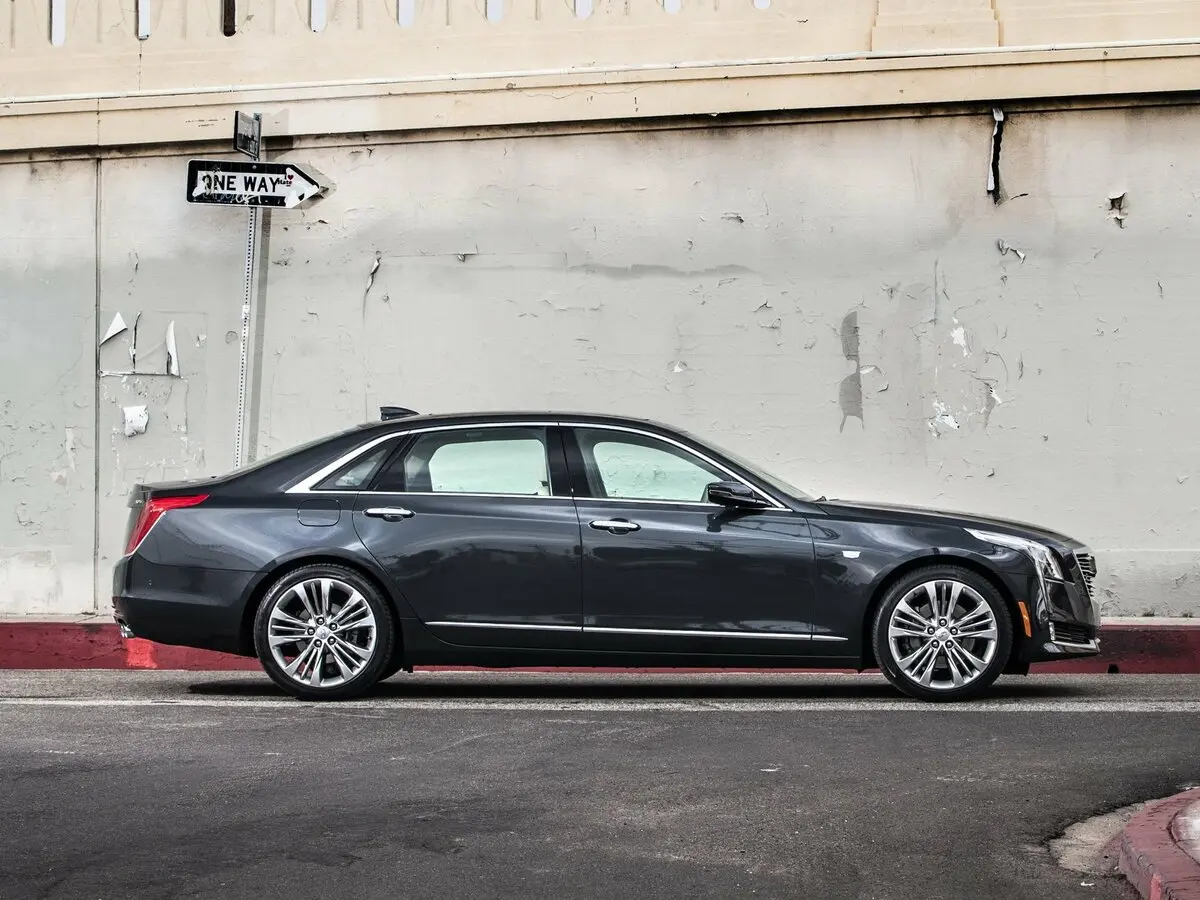 Cadillac CT6 I Седан — сүрөт 2