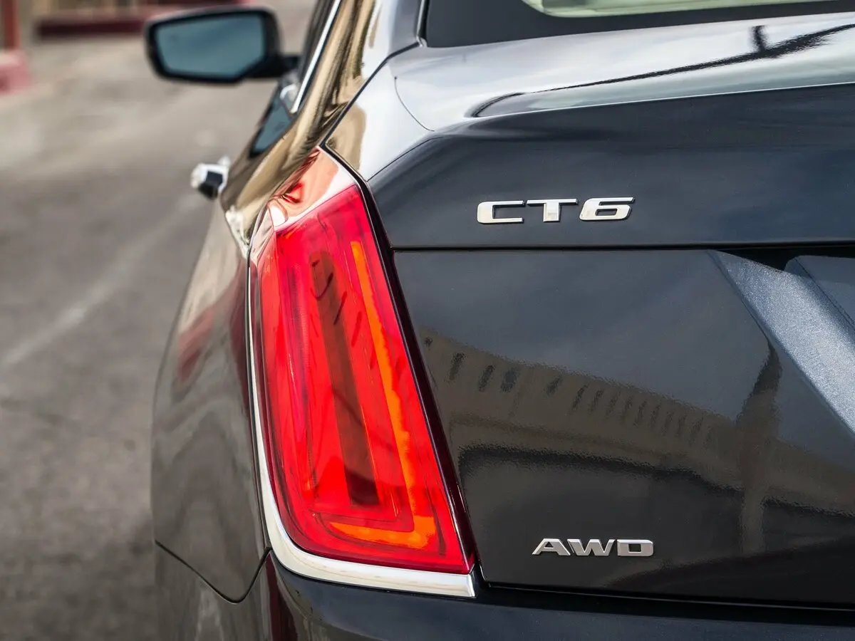Cadillac CT6 I Седан — сүрөт 14