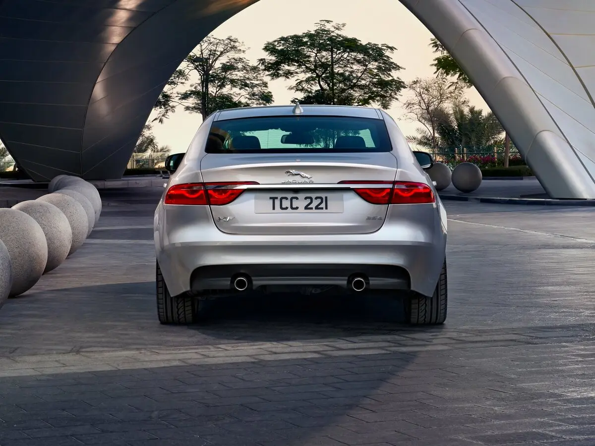 Jaguar XF II Седан — сүрөт 4