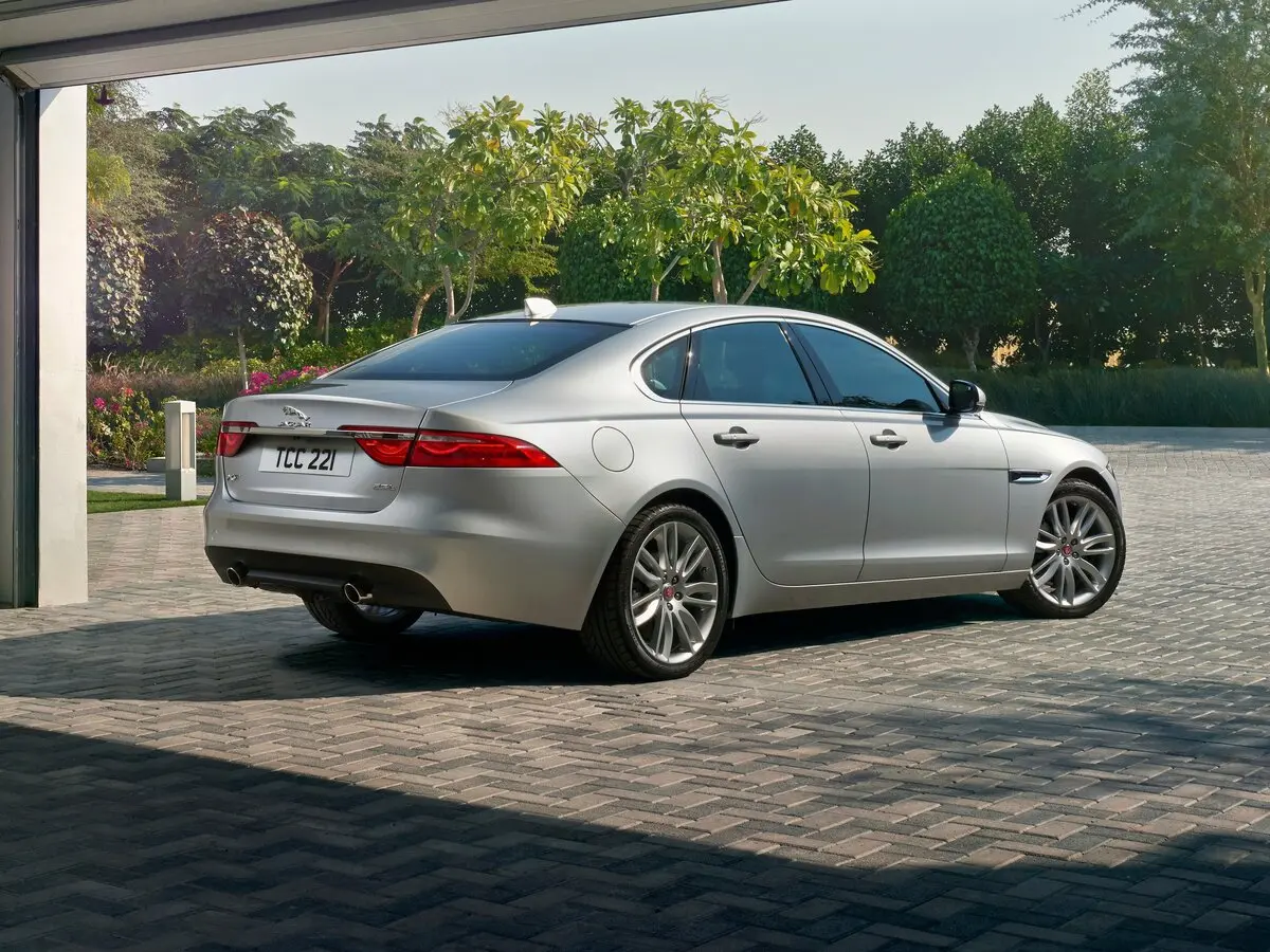 Jaguar XF II Седан — сүрөт 5
