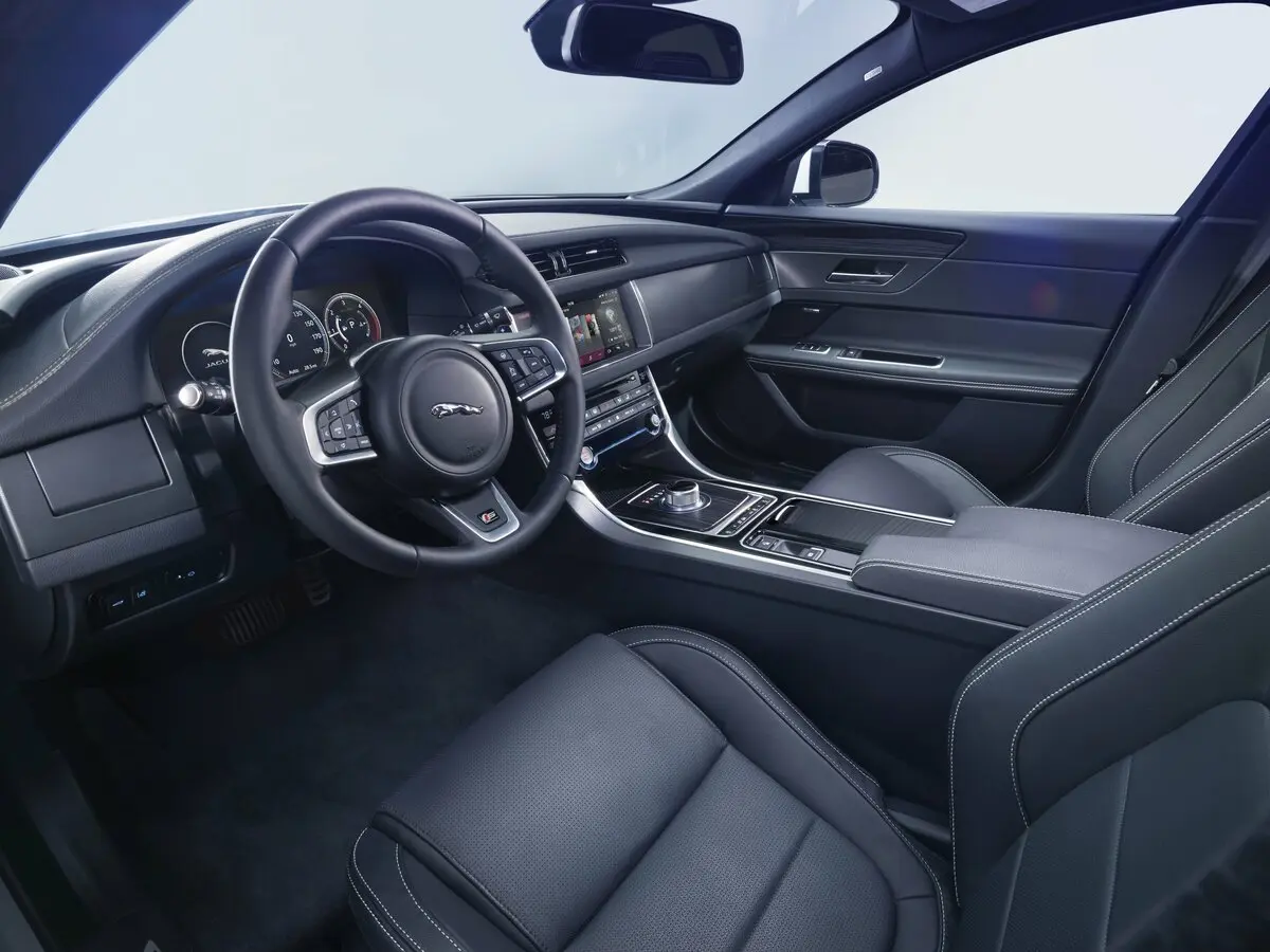 Jaguar XF II Седан — сүрөт 8